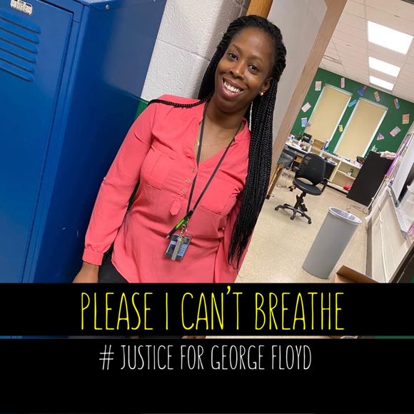 Profile Picture of Danielle Holsey (@danielle_holsey) on Poshmark