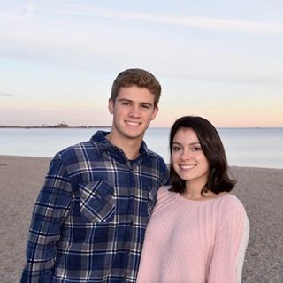 Profile Picture of Allison Duncan Burress (@allison.d.burress) on Facebook