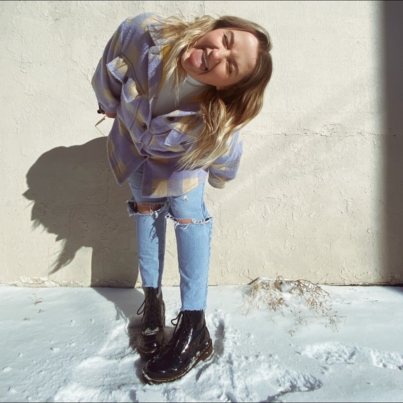 Profile Picture of Kitt Empey (@kittempey) on Poshmark