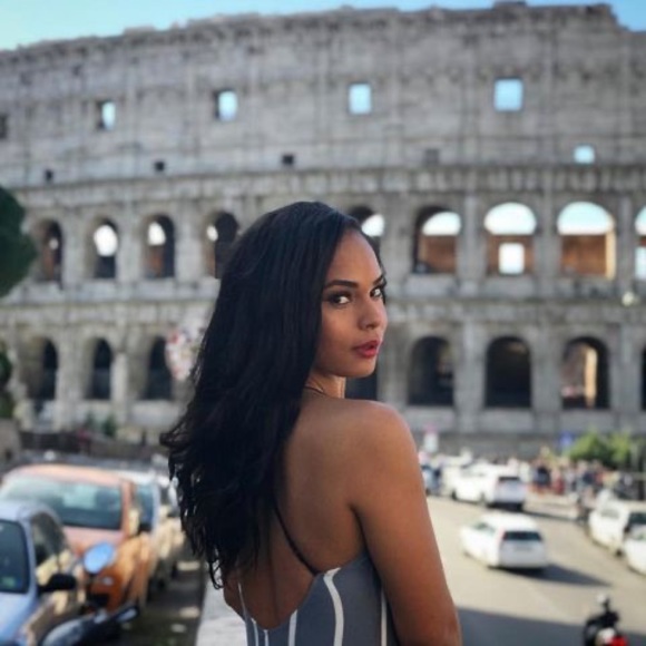 Profile Picture of Chanel Chanel (@travelwithchan) on Poshmark