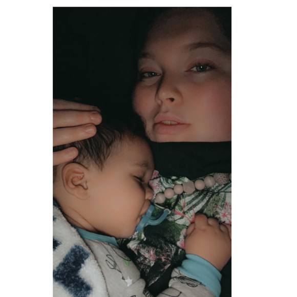 Profile Picture of Brittaney Armagost (@brittaneydawn) on Poshmark