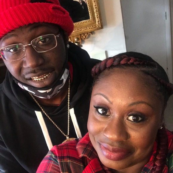 Profile Picture of Cynthia Moser (@cynthia_moser) on Poshmark