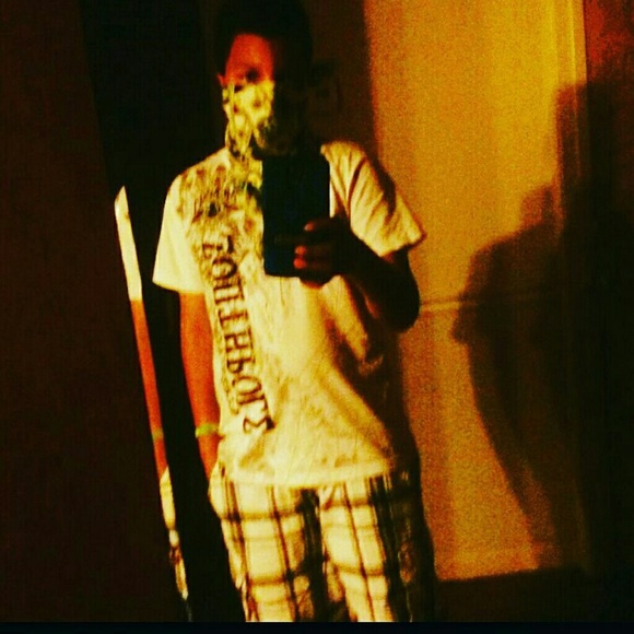 Profile Picture of Mark Ellis (@markae0525) on Poshmark