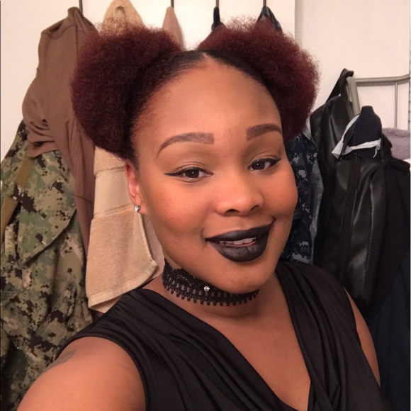 Profile Picture of Bonita Huffman (@bonita_grice318) on Poshmark