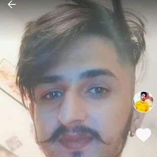 Profile Picture of Honey Randhawa (@honey.randhawa.9231) on Facebook