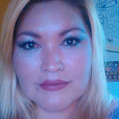 Profile Picture of Lucia Tovar (@luciatovar16) on Twitter