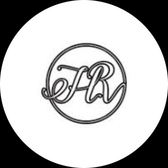 Profile Picture of ! h&r ! Alexander (@gogogeezers) on Poshmark