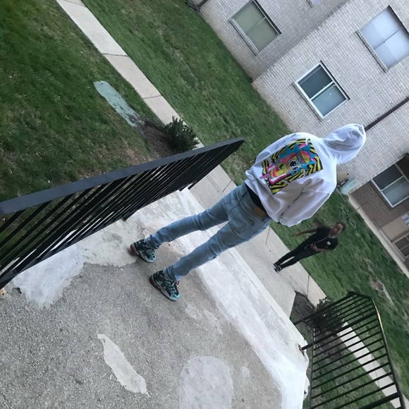 Profile Picture of Dave Graham (@davelgraham) on Poshmark