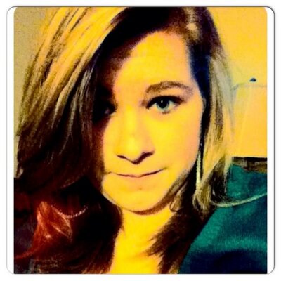 Profile Picture of Lilly Simon (@jbfollowme847) on Twitter