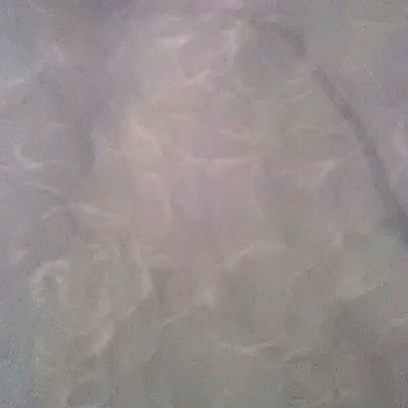 Profile Picture of Hannah Airsman (@hannah_airsman) on Poshmark