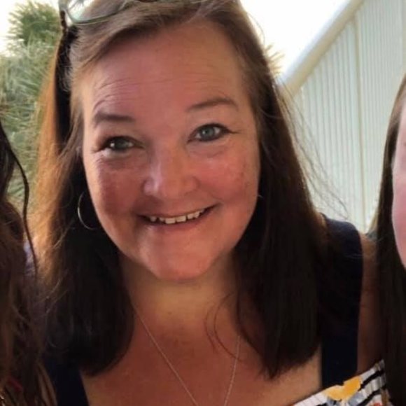 Profile Picture of Rachael sturdevant Barry (@jonraymeg) on Poshmark