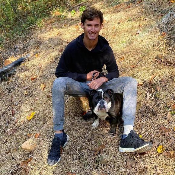 Zak Sprankle - Poshmark Profile Picture of Zak Sprankle (@zsprankle) on Poshmark