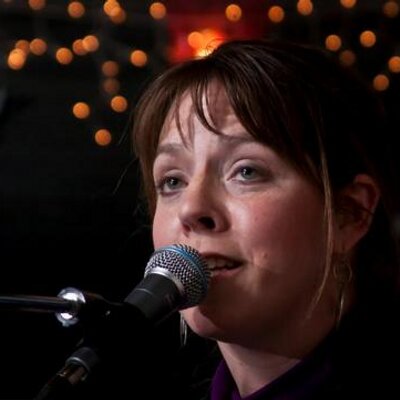 Profile Picture of Julie Livingston (@Wise_Ruby_) on Twitter