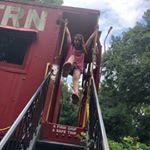 Profile Picture of Eva Kelley (@eva_k_kelley) on Instagram