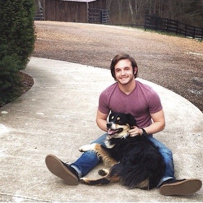 Profile Picture of Zach Reeves (@papabearz) on Twitter