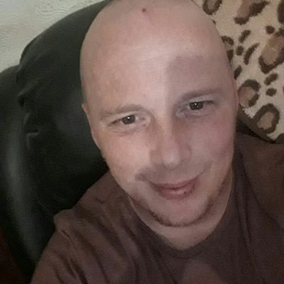 Profile Picture of Robert Hassall (@RobertHassall1) on Twitter