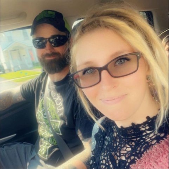 Profile Picture of Lora Sullivan (@loramae25) on Poshmark