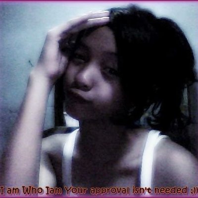 Profile Picture of Iris Lorraine Ong (@_rraine_) on Twitter