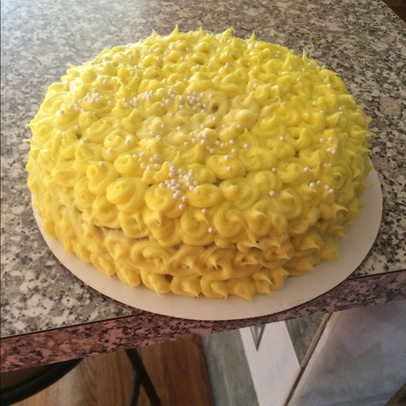 Profile Picture of Yesenia Corral (@ycorral8) on Poshmark