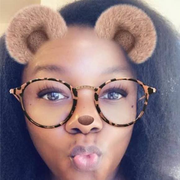 Profile Picture of Robbie Mcmiller (@robbiemcmiller) on Poshmark