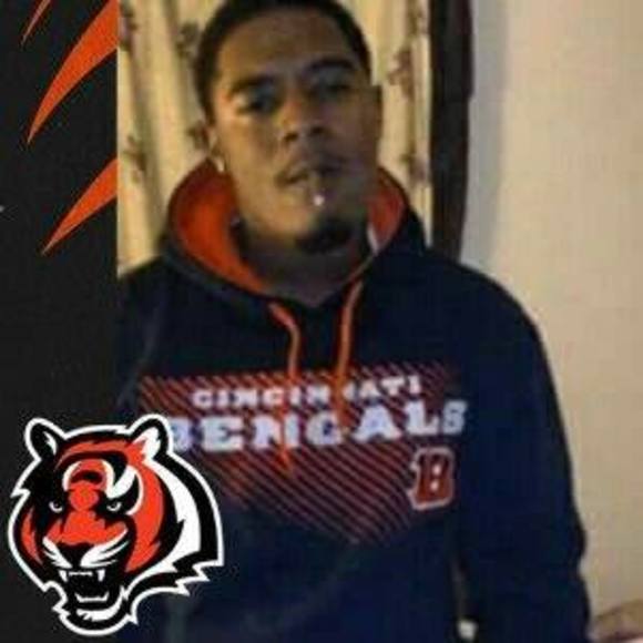 Donna Gillispie - Poshmark Profile Picture of Donna Gillispie (@donnagillispie) on Poshmark