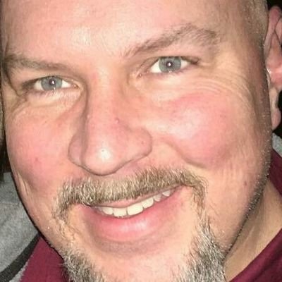 Profile Picture of Vlad Chekov Lubchenowitz (@james_lubeck) on Twitter