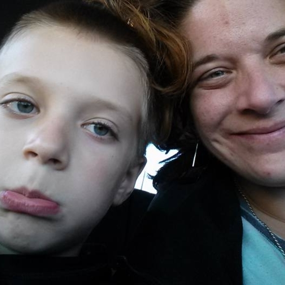 Aubri Hyden - Poshmark Profile Picture of Aubri Hyden (@hydenaub) on Poshmark