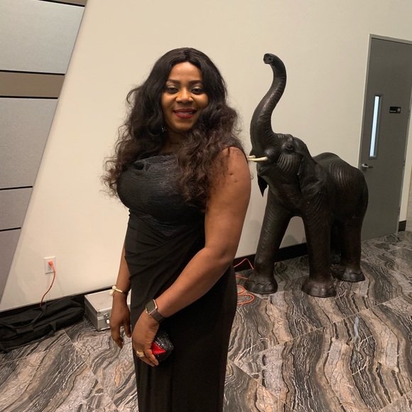 Profile Picture of Abisola Oguntoye (@babysey) on Poshmark