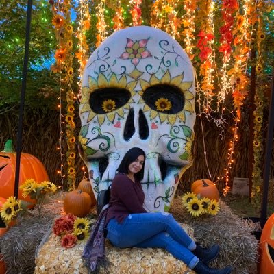 Profile Picture of Carolina Barraza (@caro_linaaa_123) on Twitter