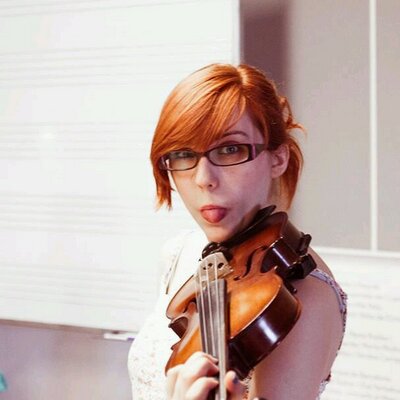 Profile Picture of Lourdes  Cuéllar (@LouCuellar13) on Twitter
