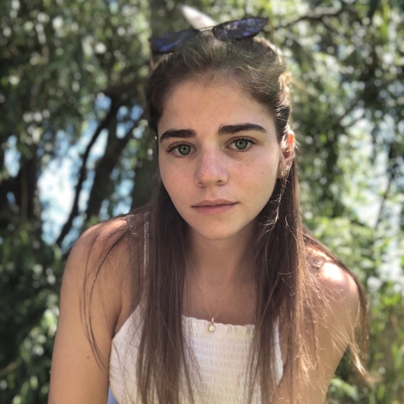 Kara Sztaba - Poshmark Profile Picture of Kara Sztaba (@ksztaba) on Poshmark