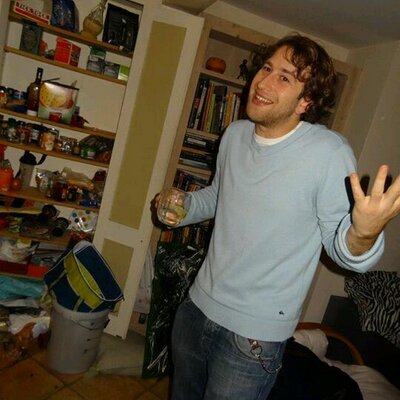 Profile Picture of Daniel Twigg (@deajium) on Twitter