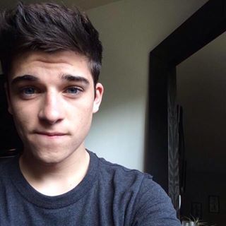 Profile Picture of Sean Gode (@sean.gode.9) on Facebook