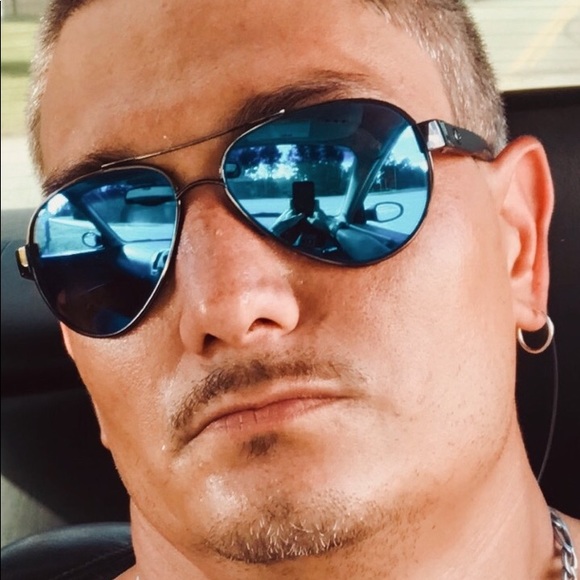 Profile Picture of Josh Phelps (@jp2083) on Poshmark