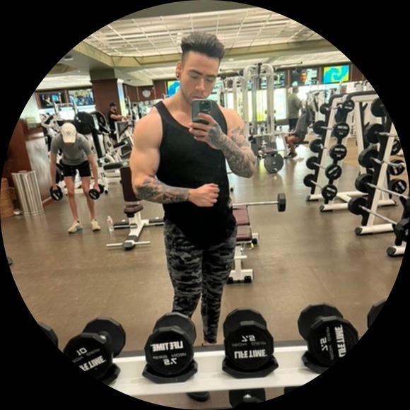 Profile Picture of Bryan Cortez (@bryancortez66) on Poshmark