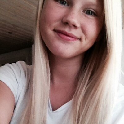 Profile Picture of Laura Lundberg (@lauratrearup) on Twitter