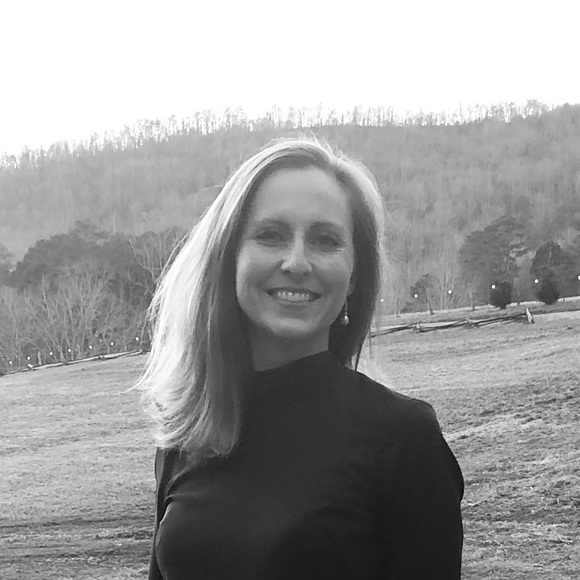 Profile Picture of Arielle Kilday (@arielle7383) on Poshmark