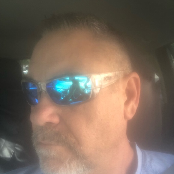 Profile Picture of Damon Turner (@damonturner1966) on Poshmark