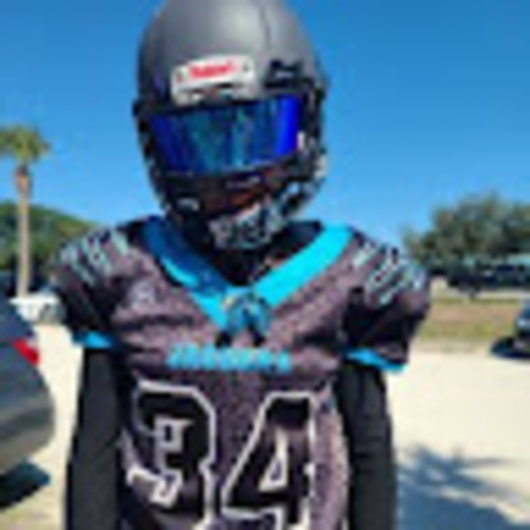 Profile Picture of Aiden Owsiany (@aidenowsiany) on Poshmark