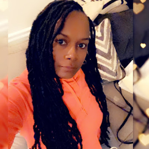 Kizzy Twyman - Poshmark Profile Picture of Kizzy Twyman (@kizzytwyman) on Poshmark