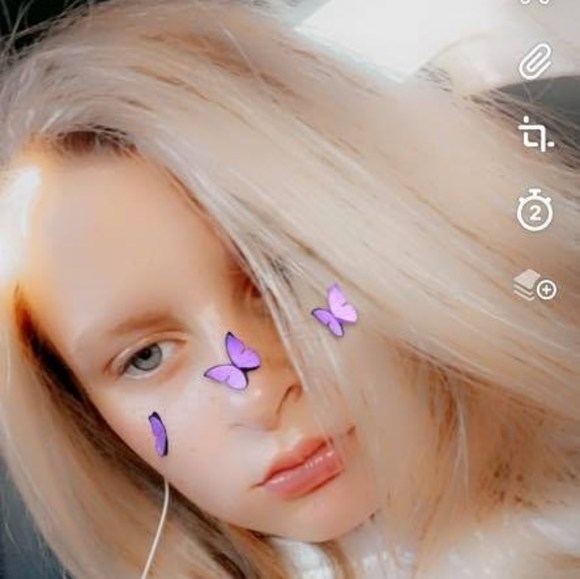 Karlee Kinnan - Poshmark Profile Picture of Karlee Kinnan (@karleekinnan) on Poshmark