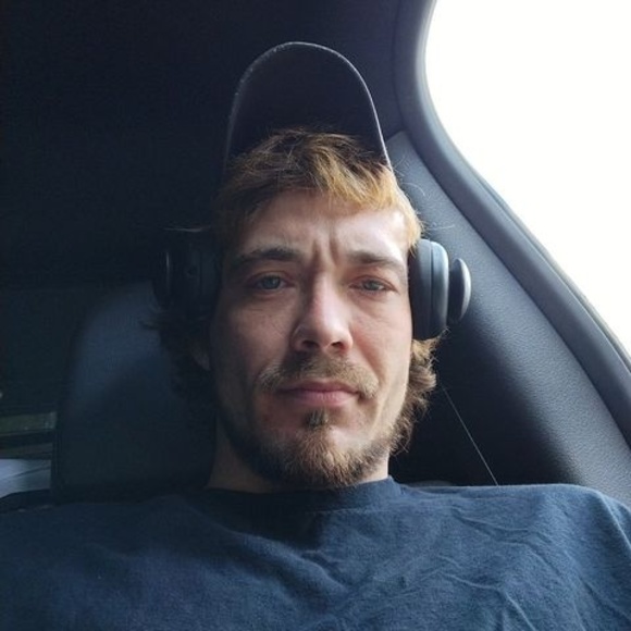 Profile Picture of Michael Gaines (@michaelgaine626) on Poshmark