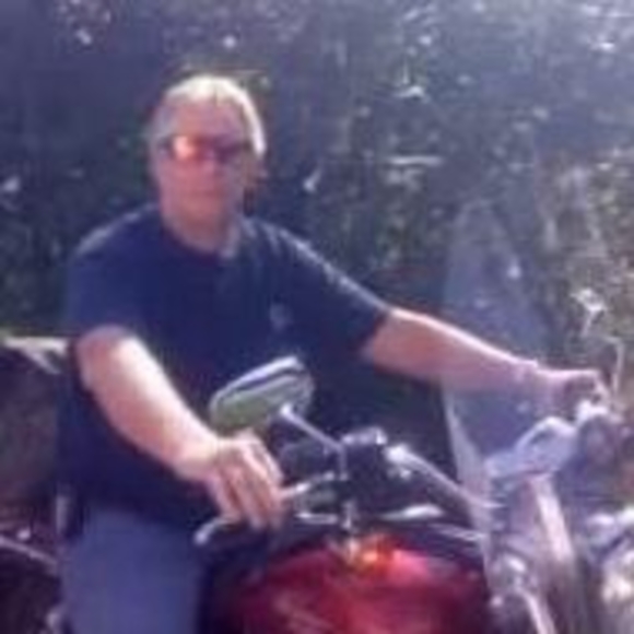 Profile Picture of David Rusk (@drusk5760) on Poshmark