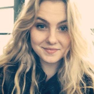 Profile Picture of Julia Hawkins (@JuliaLHawkins) on Twitter