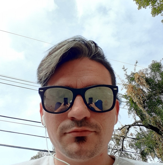 Profile Picture of Blayne Wiese (@blaynewiese) on Poshmark