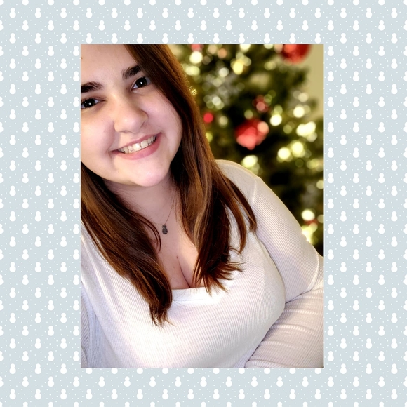 Profile Picture of Jamie Ihlenfeldt (@jlee_2014) on Poshmark