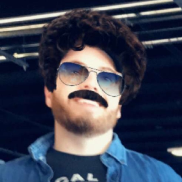 Profile Picture of Cody Weiler (@csweiler) on Poshmark