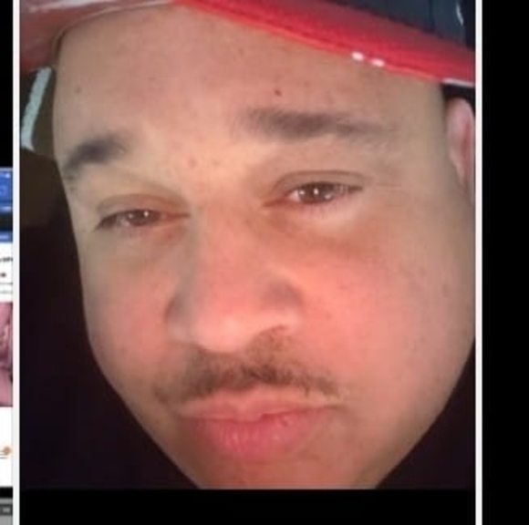 Profile Picture of Scott Honeysucker (@scottlee819) on Poshmark