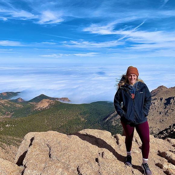 Profile Picture of Amber Huttmann (@ambbbbs6236) on Poshmark