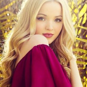 Profile Picture of Chloe Celeste Hosterman . (@ChloeCelesteH11) on Twitter